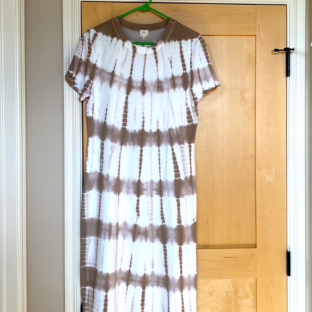 Tie dye maxi dress size M